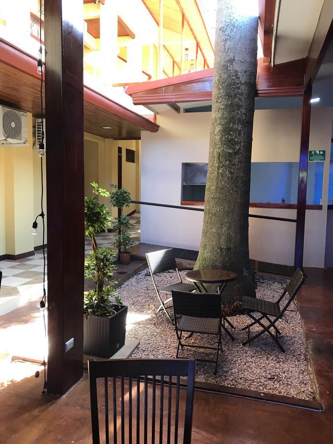 סן חוזה Hotel Castillo מראה חיצוני תמונה