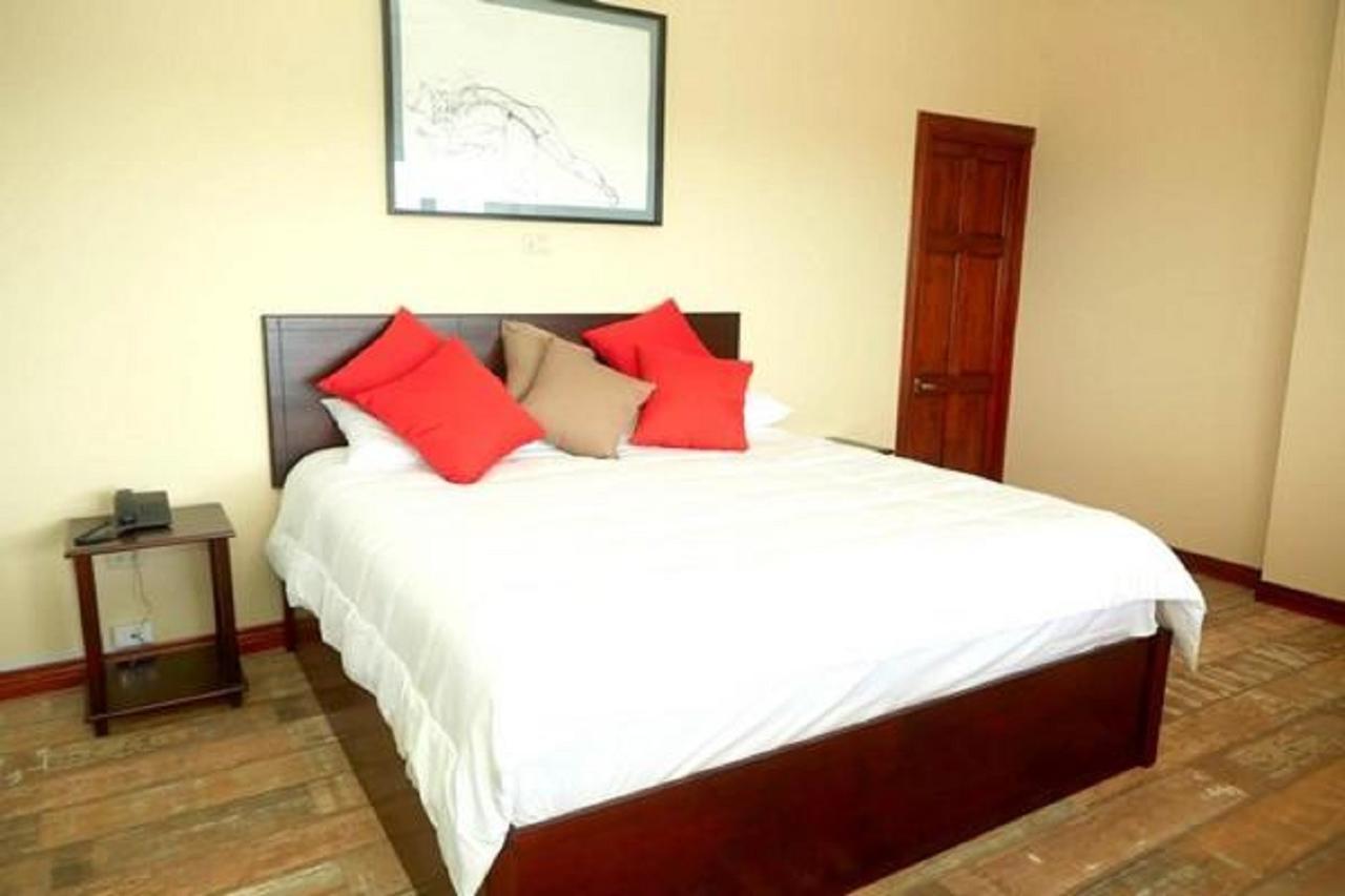 סן חוזה Hotel Castillo מראה חיצוני תמונה